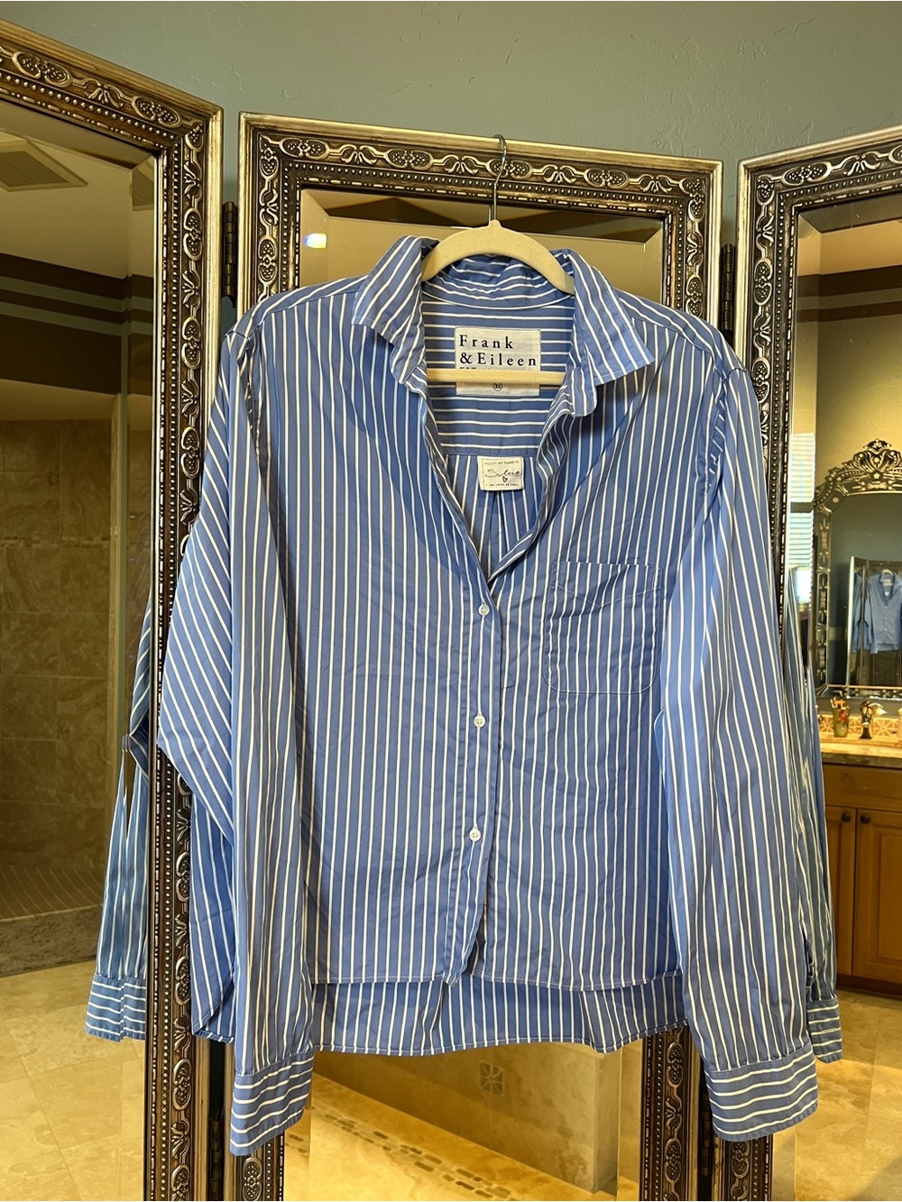 Frank & Eileen Silvio Women’s Blue Stripe Button-Up Shirt - Sz XL